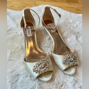 Badgley Mischka Embellished Heels, ivory satin, size 8.5